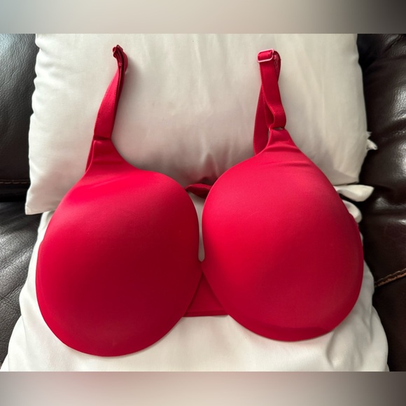 Warner's Other - Warner's Vibrant Red Women's 38D Bra